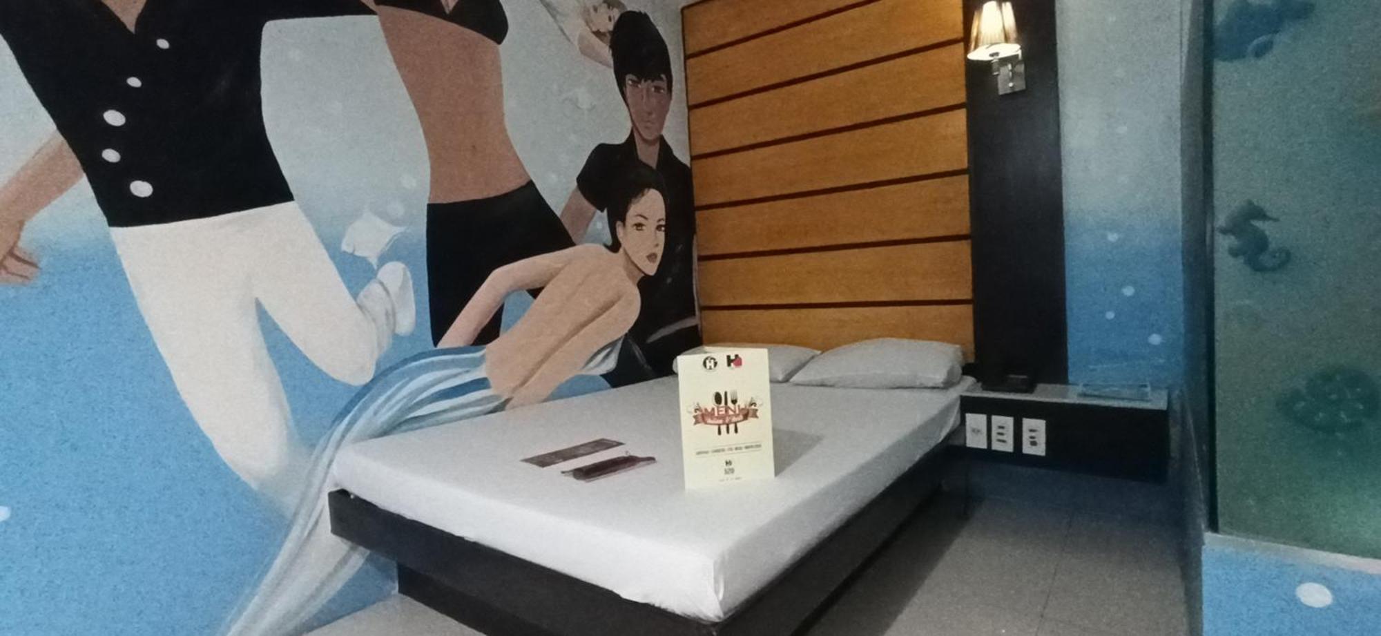 Harts Hotel-Quezon City Buitenkant foto